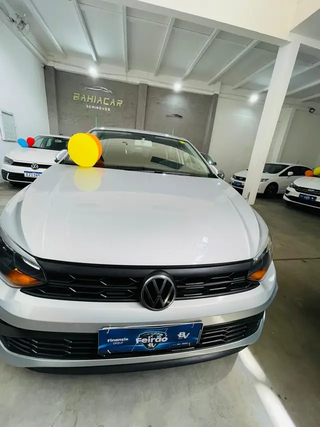 Carro Volkswagen Polo 2024 Track 1.0 Flex 12V 5p
