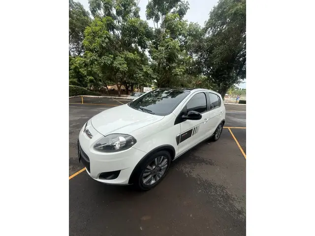 Carro Fiat Palio 2014 Sporting 1.6 16V (Flex)