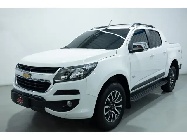 Carro Chevrolet S10 Cabine Dupla 2019 S10 2.8 CTDI High Country 4WD (Cabine Dupla) (Aut)