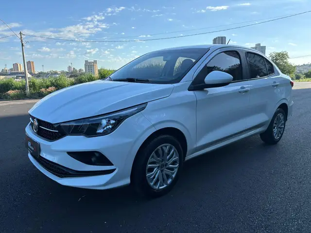 Carro Fiat Cronos 2019 1.3 Drive Firefly (Flex)