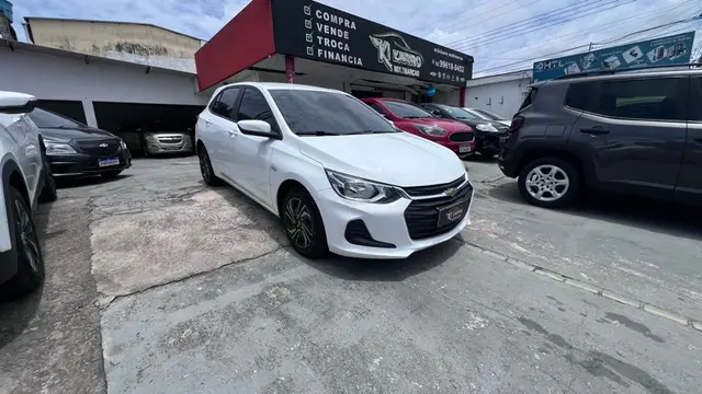 Carro Chevrolet Onix 2023 LT 1.0 Turbo