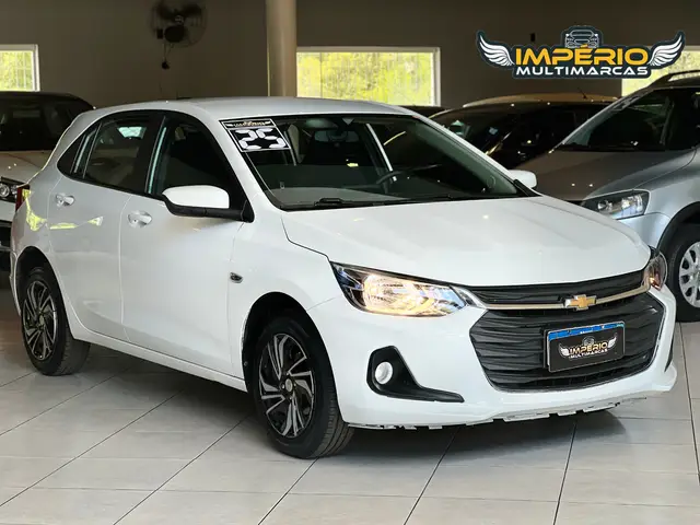 Carro Chevrolet Onix 2025 LT 1.0