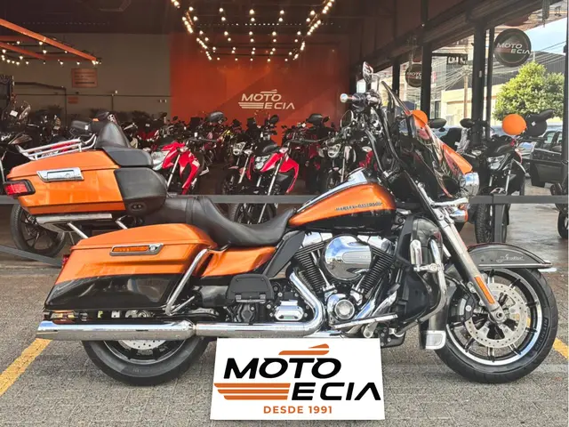Moto Harley-Davidson Electra Glide 2014 ELECTRA GLIDE ULTRA LIMITED FLHTK