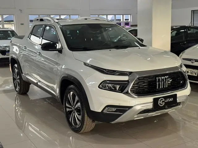 Carro Fiat Toro 2024 Volcano 2.0