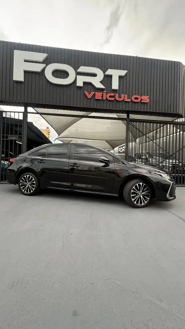Carro Toyota Corolla 2024 XEi 2.0