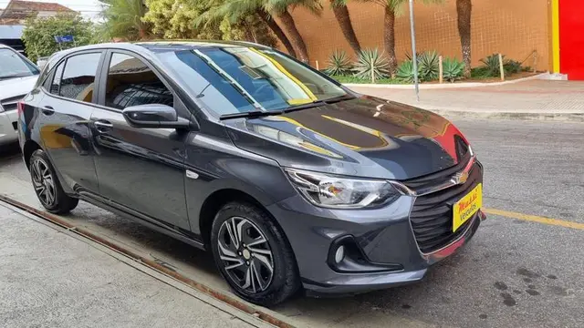 Carro Chevrolet Onix 2025 LT 1.0 Turbo