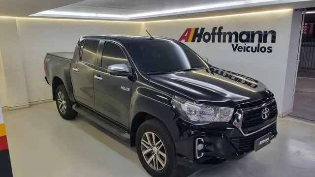 Carro Toyota Hilux Cabine Dupla 2020 Hilux 2.8 TDI SRV CD 4x4 (Aut)