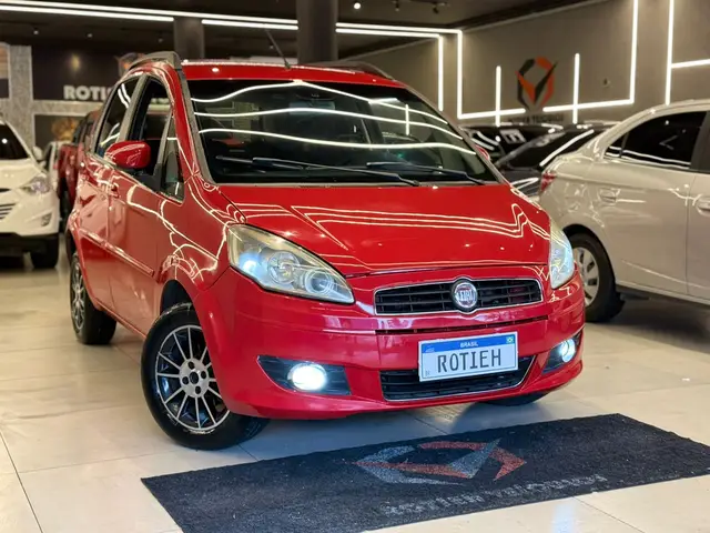 Carro Fiat Idea 2014 Attractive 1.4 8V (Flex)