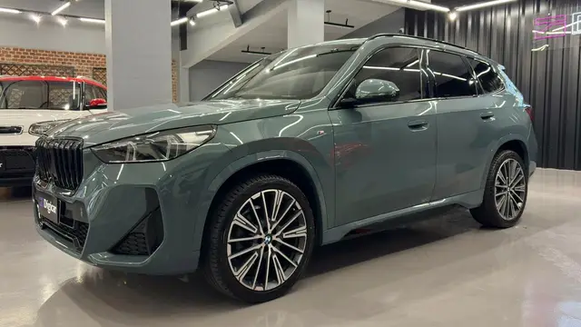 Carro BMW X1 2023 sDrive20i M Sport 2.0 Turbo (Aut.)