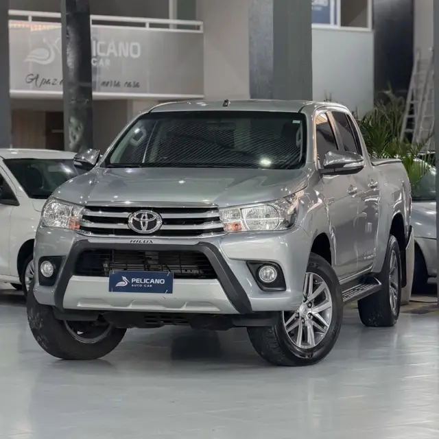 Carro Toyota Hilux Cabine Dupla 2017 Hilux 2.7 SRV CD 4x2 (Flex) (Aut)