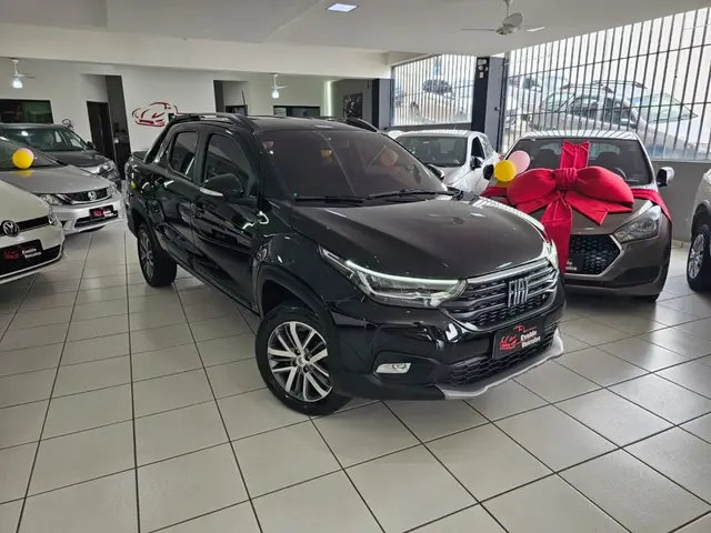 Carro Fiat Strada 2023 Volcano 1.3 CD AT (Flex)