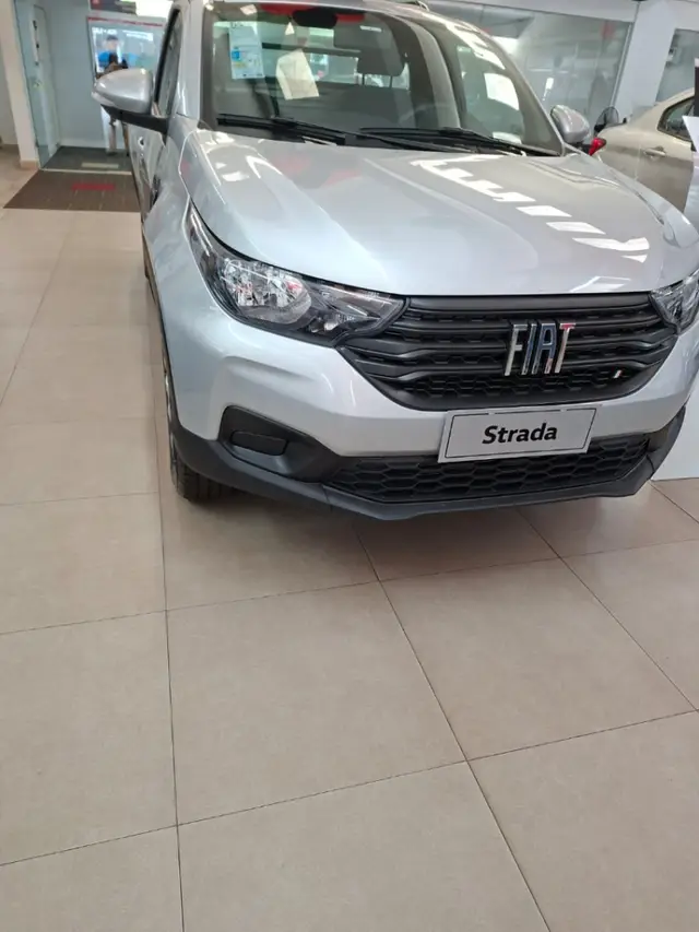Carro Fiat Strada 2026 Freedom Cabine Plus 1.3 AT