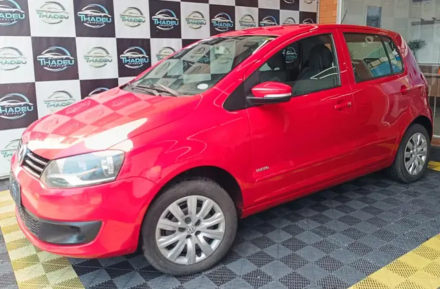 Carro Volkswagen Fox 2012 1.0 8V (Flex) 2p