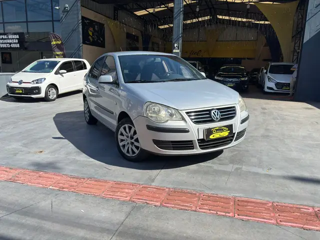 Carro Volkswagen Polo Sedan 2009 1.6 8V (Flex)