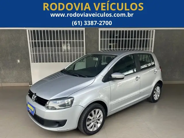 Carro Volkswagen Fox 2011 1.6 8V (Flex)