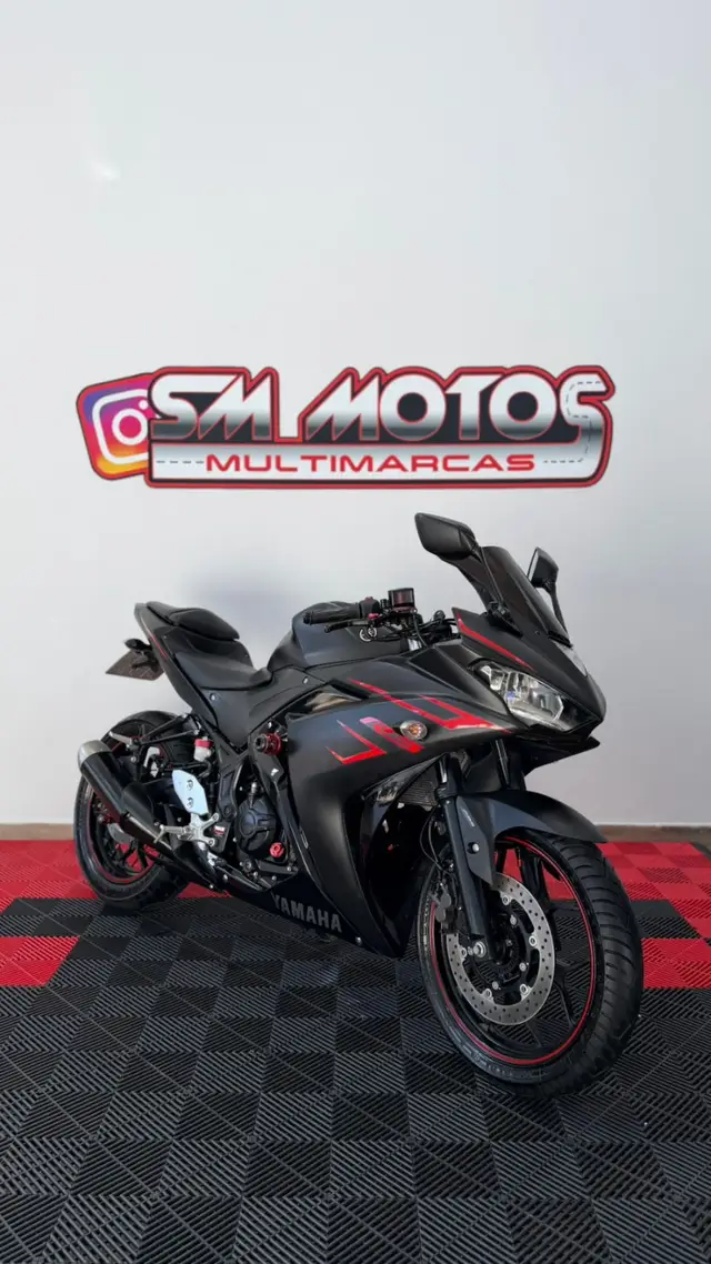 Moto Yamaha YZF R3 2018 (ABS)