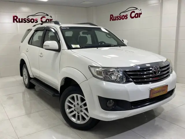 Carro Toyota SW4 2015 Hilux  2.7 4x2 SR (Flex)