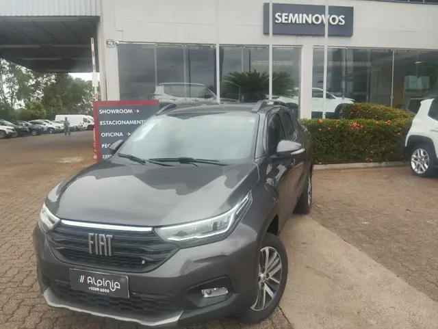 Carro Fiat Strada 2023 Volcano 1.3 CD AT (Flex)