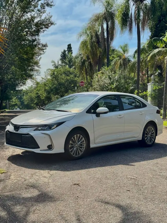 Carro Toyota Corolla 2024 XEi 2.0