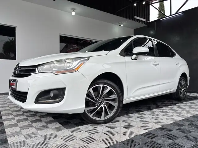 Carro Citroën C4 Lounge 2016 Tendance NAV 2.0 16V