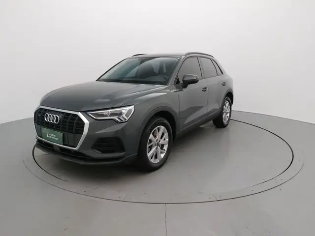 Carro Audi Q3 2024 Prestige 2.0 TFSI Tiptr.Quatro