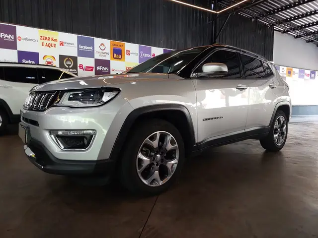 Carro Jeep Compass 2017 2.0 Limited (Aut) (Flex)