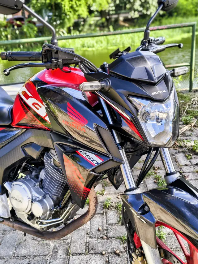 Moto Honda CB 250F Twister 2020 (ABS)