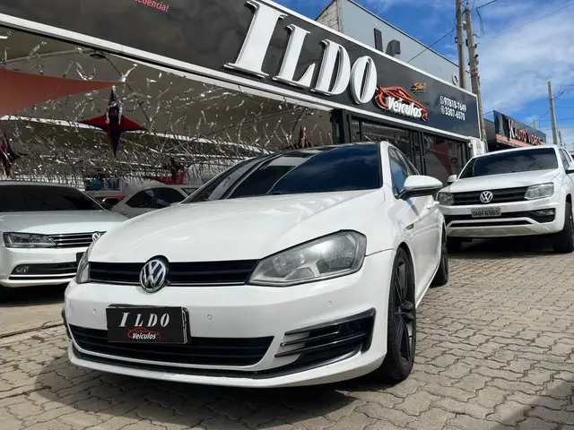 Carro Volkswagen Golf 2015 Comfortline 1.4 TSi