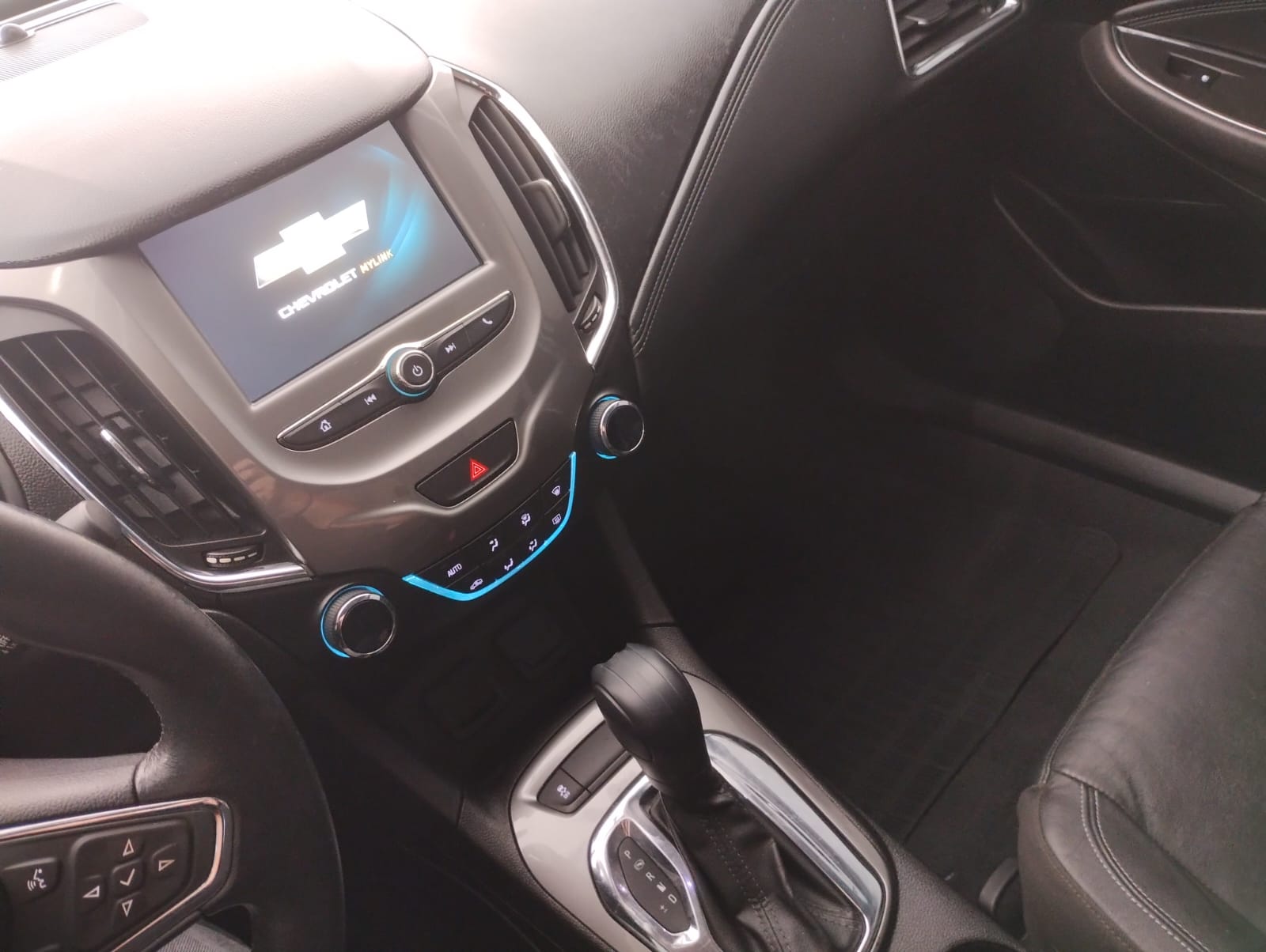 gm - chevrolet cruze lt 1.4 16v turbo ecotec (aut) (flex)