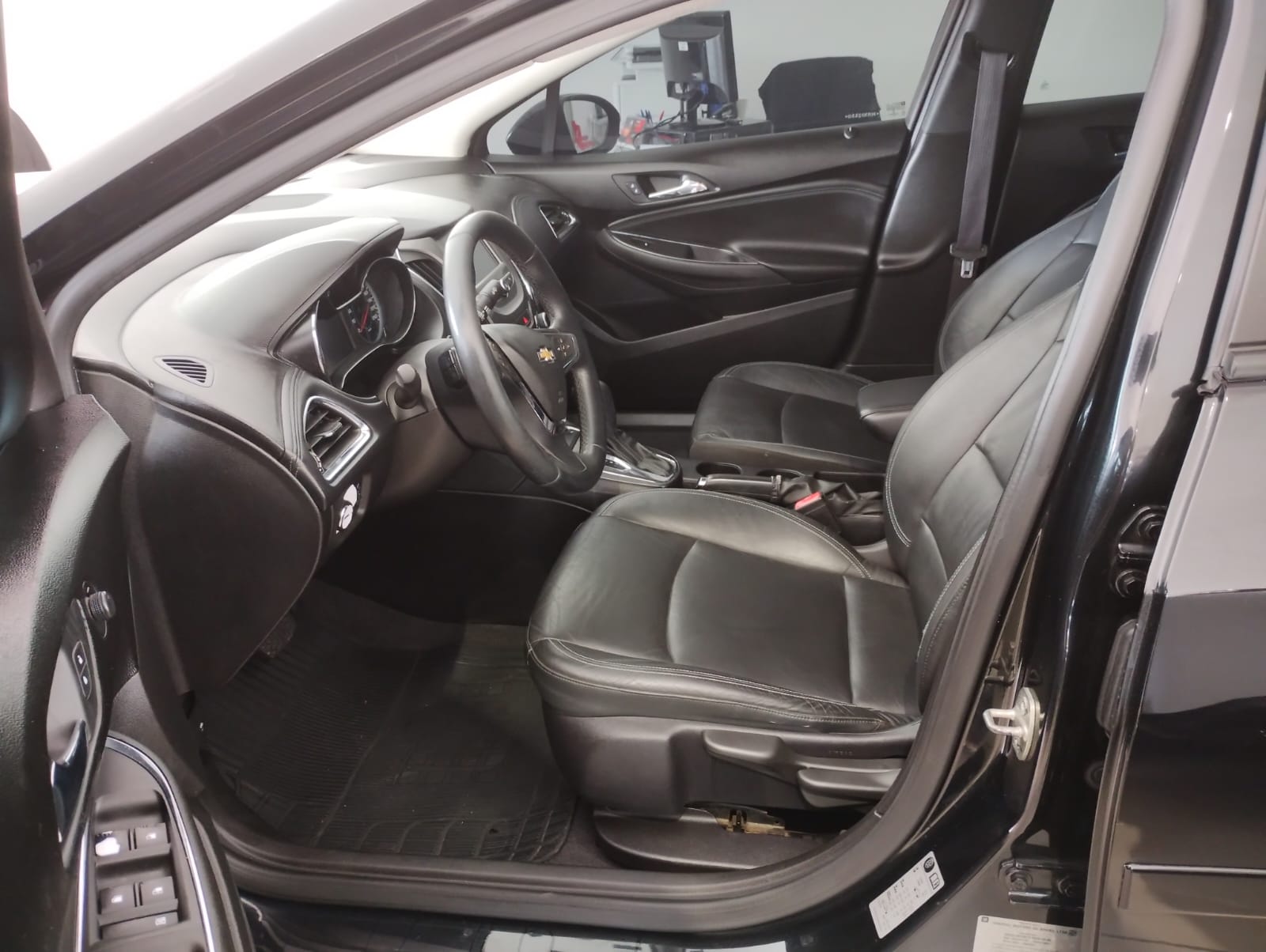 gm - chevrolet cruze lt 1.4 16v turbo ecotec (aut) (flex)