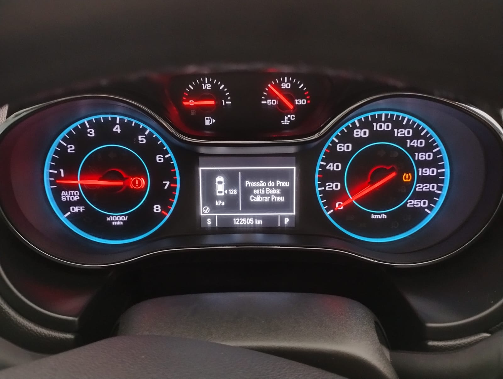 gm - chevrolet cruze lt 1.4 16v turbo ecotec (aut) (flex)