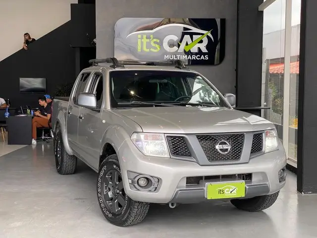 Carro Nissan Frontier 2016 2.5 TD CD 4x4 SV Attack