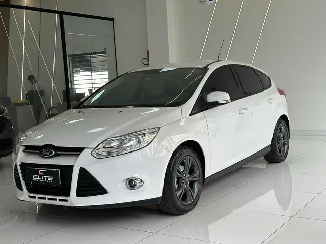 Carro Ford Focus Hatch 2015 S 1.6 16V TiVCT
