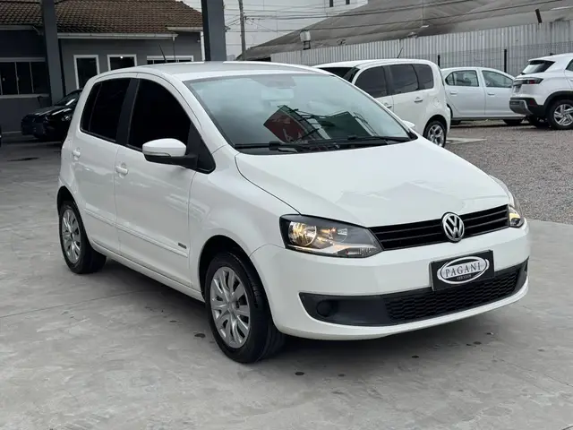 Carro Volkswagen Fox 2013 1.6 VHT (Flex)