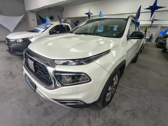 Carro Fiat Toro 2024 Volcano 2.0