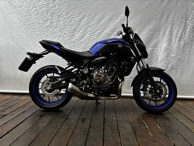 Moto Yamaha MT-07 2024 ABS