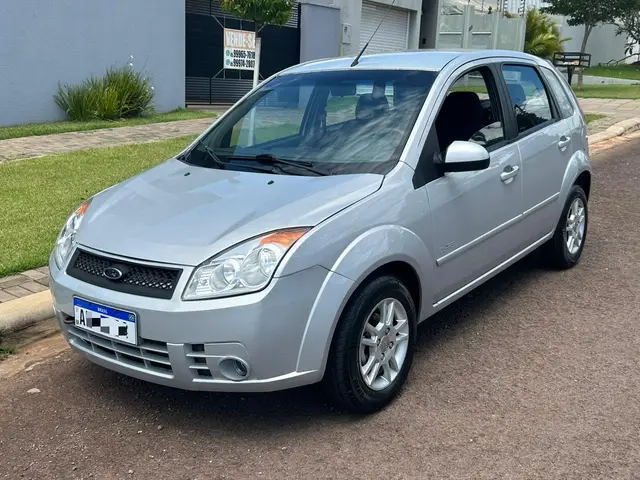 Carro Ford Fiesta Hatch 2009 1.6 (Flex)