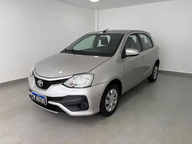 Carro Toyota Etios 2018 XS 1.5 (Aut) (Flex)