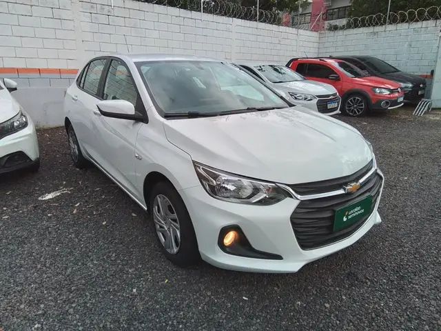 Carro Chevrolet Onix Plus 2025 LT 1.0