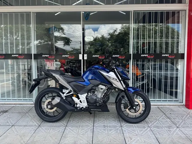 Moto Honda CB 300F Twister 2026 ABS