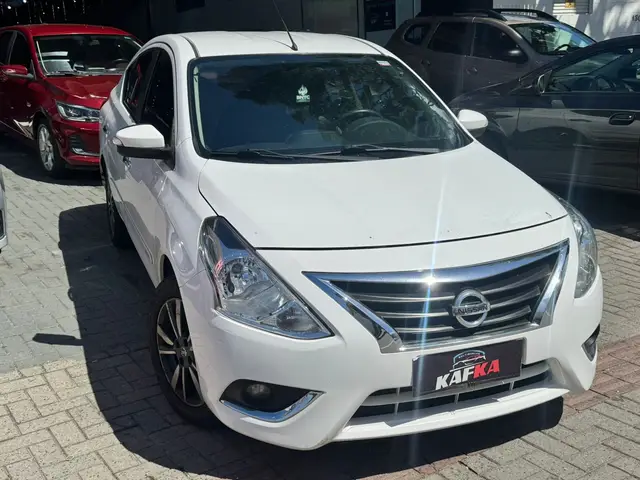 Carro Nissan Versa 2018 1.6 16V SL FlexStart (Flex)
