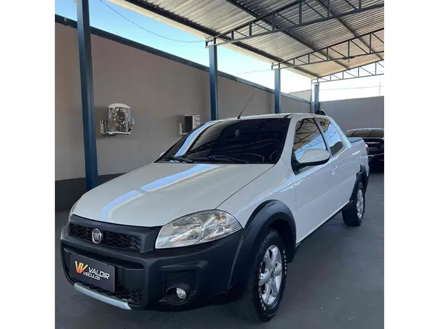 Carro Fiat Strada 2020 Freedom 1.4 CD (Flex)
