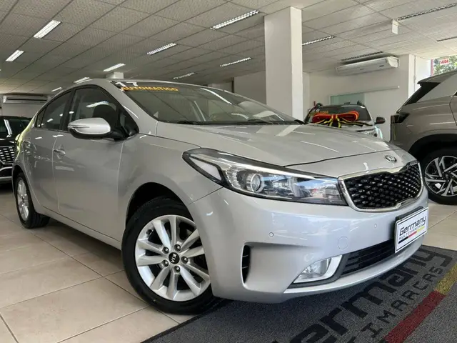 Carro Kia Cerato 2017 SX 1.6 (Aut) (Flex)