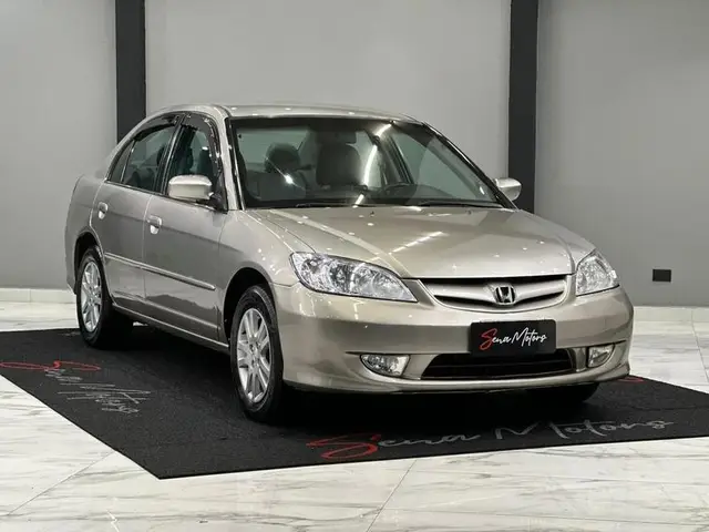Carro Honda Civic 2005 Sedan LX 1.7 16V