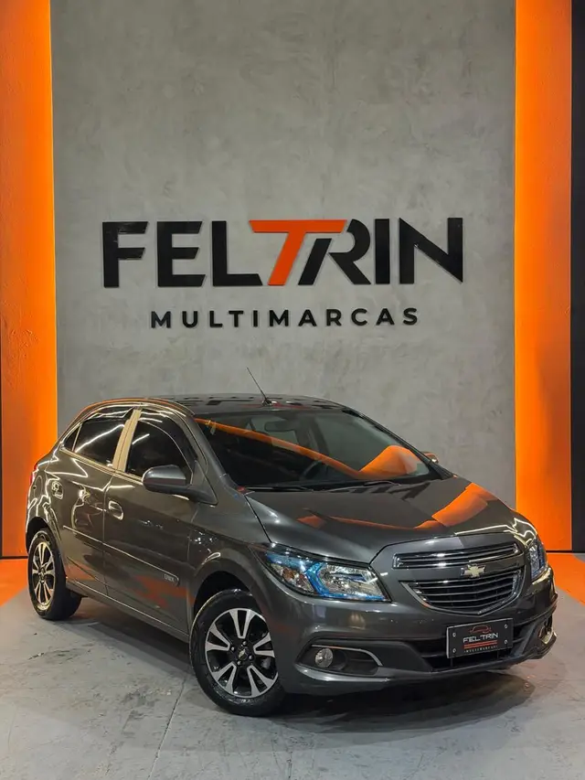 Carro Chevrolet Onix 2015 1.4 LTZ SPE/4