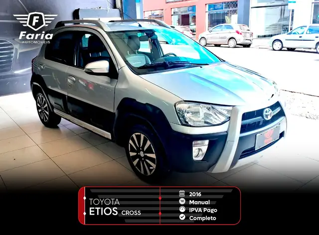Carro Toyota Etios 2016 Cross 1.5 (Flex)