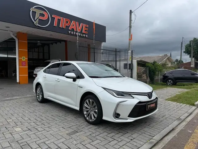 Carro Toyota Corolla 2023 Altis Hybrid 1.8 Flex