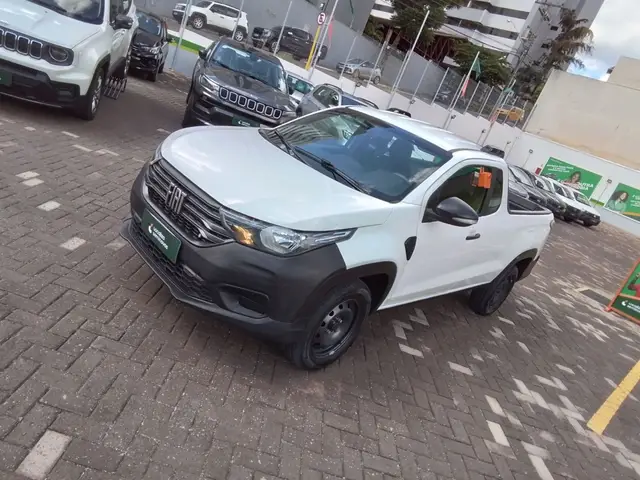 Carro Fiat Strada 2025 Endurance 1.3 Flex 8V CS