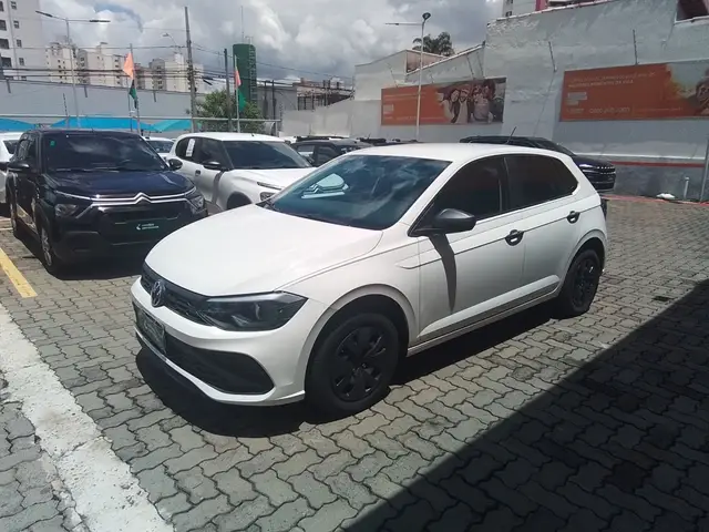 Carro Volkswagen Polo 2025 Track 1.0 Flex 12V 5p