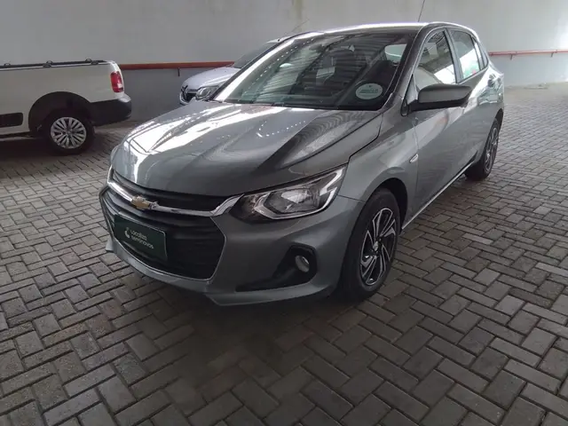Carro Chevrolet Onix Plus 2025 LT 1.0